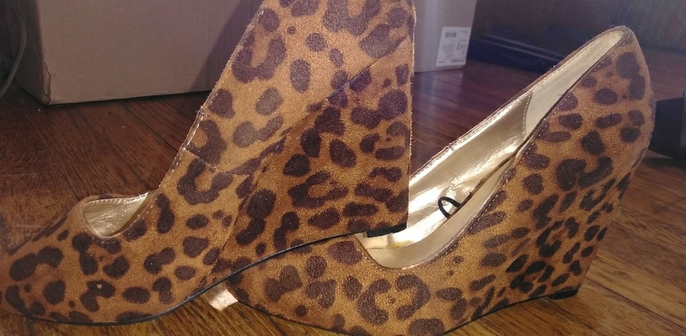 Cheetah print shoes